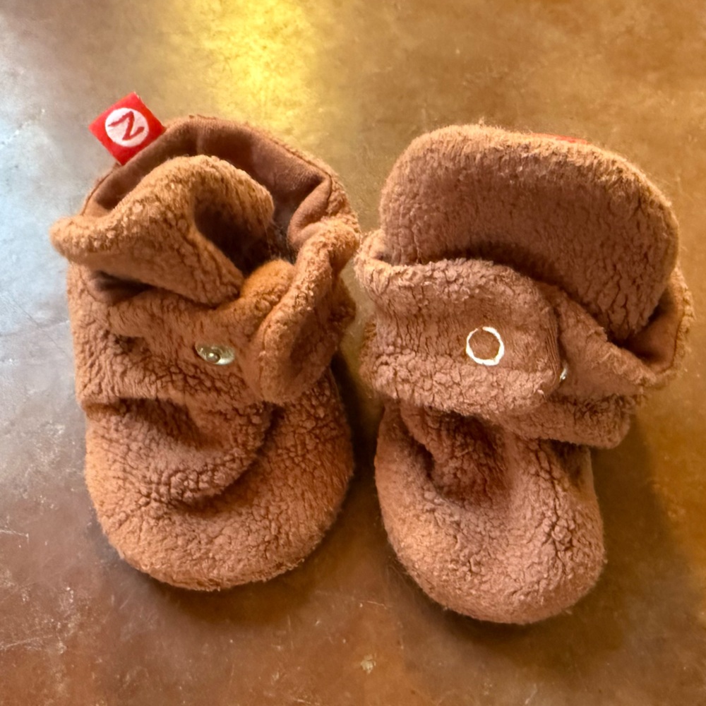 Zutano GUC Cozy Brown Baby Booties - 6 month
